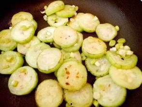 瓜萎蛋怎样吃,解锁美味新体验